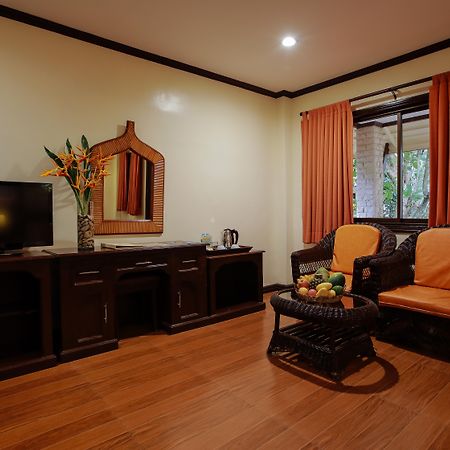 Paradise Garden Hotel And Convention Center Boracay Powered By Aston Manoc-Manoc Экстерьер фото