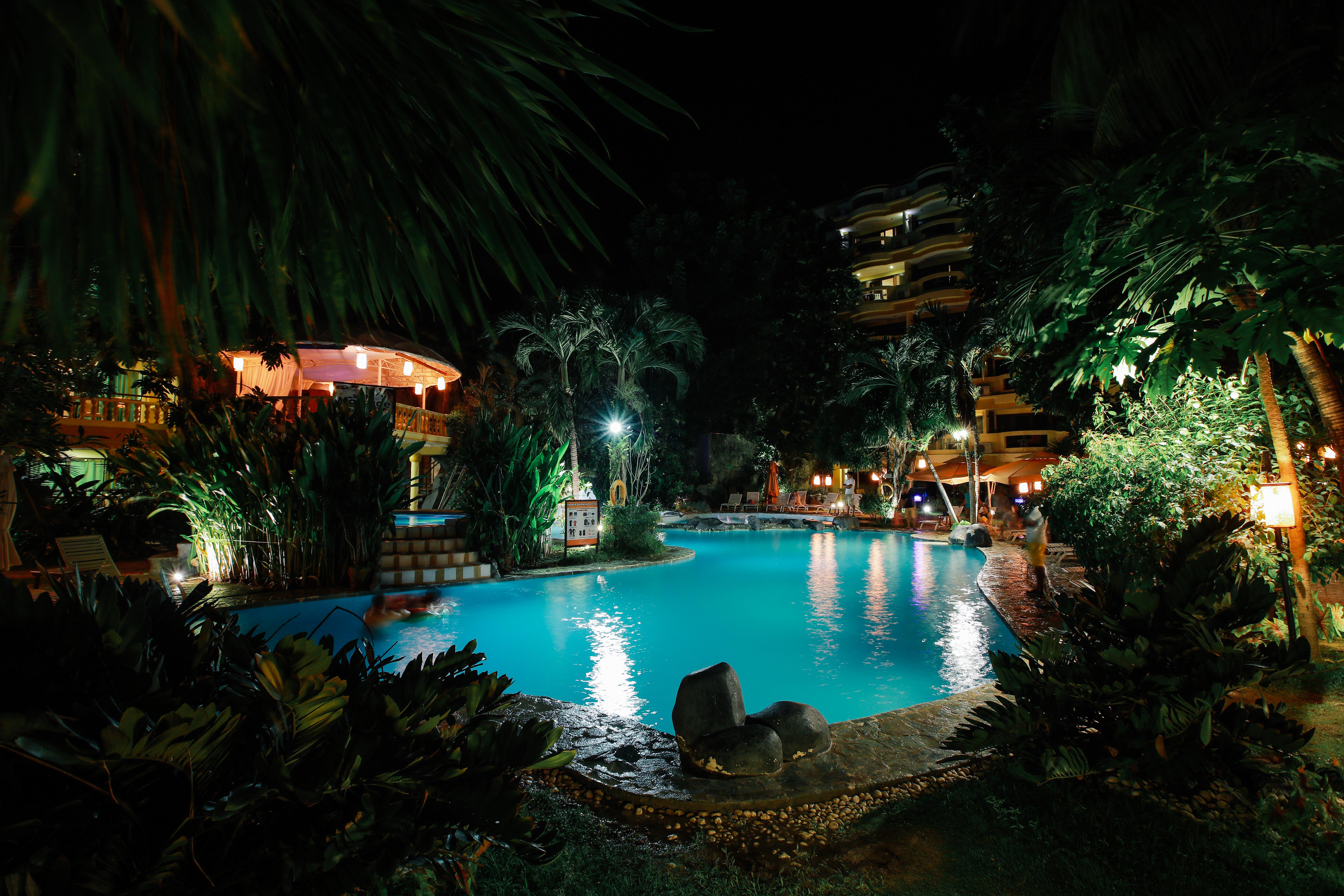 Paradise Garden Hotel And Convention Center Boracay Powered By Aston Manoc-Manoc Экстерьер фото
